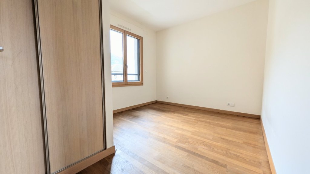 APPARTEMENT T3 A VENDRE - CHALLES LES EAUX - 69.71 m2 - 320 000 &euro;