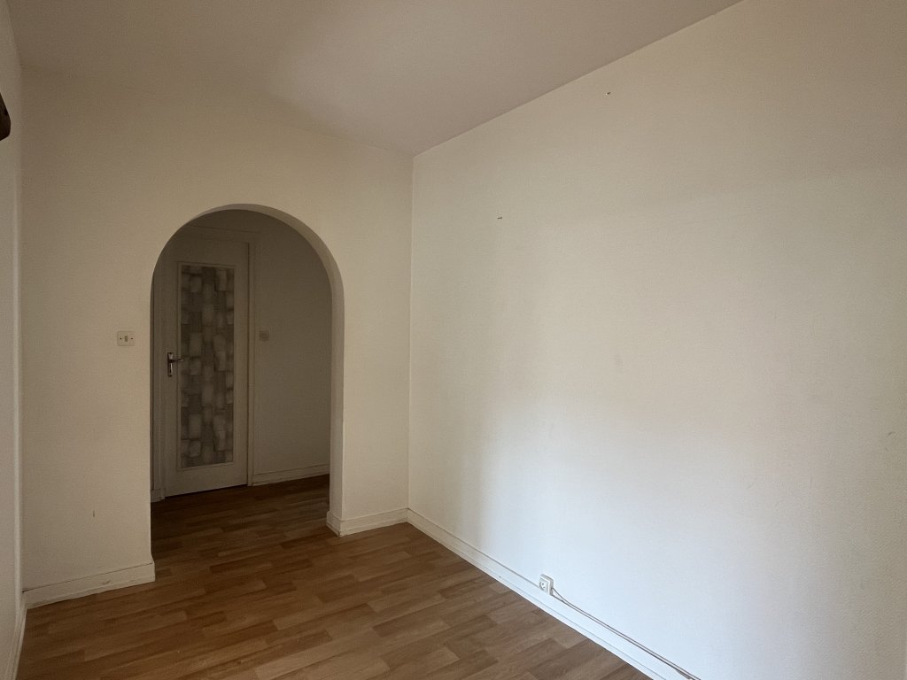 APPARTEMENT T4 A LOUER - CHAMBERY - 97.09 m2 - 1 293 &euro; charges comprises par mois