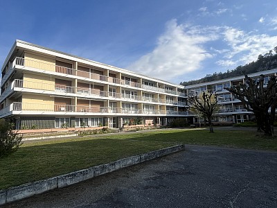 APPARTEMENT T4 A LOUER - CHAMBERY - 97.09 m2 - 1 293 &euro; charges comprises par mois
