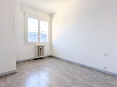 APPARTEMENT T4 - CHAMBERY - 65.72 m2 - VENDU