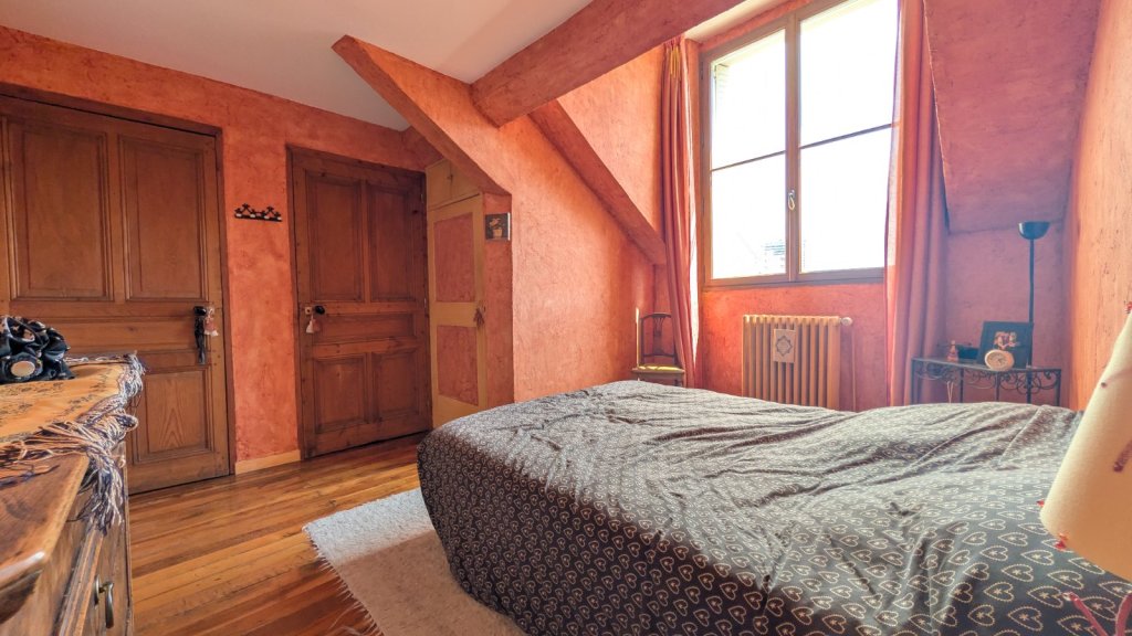 APPARTEMENT T4 A VENDRE - CHAMBERY - 84.3 m2 - 380 000 &euro;